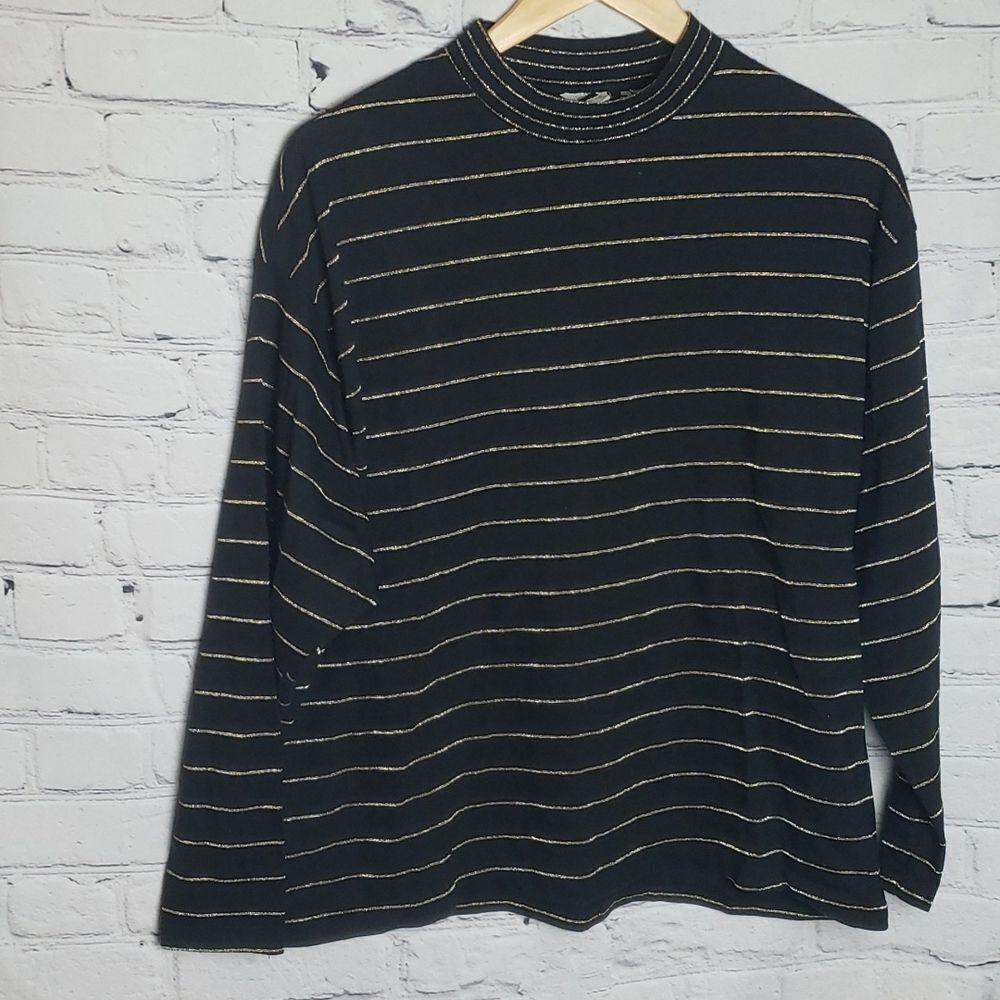 Y2K Urban Outfitters Black and Gold Longsleeve